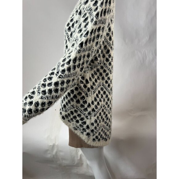 Neiman Marcus XL Fuzzy Knit Black & White Polka Dot Sweater - Picture 9 of 16